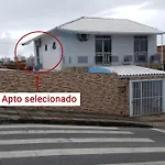 Apto recém reformado em Floripa-continente